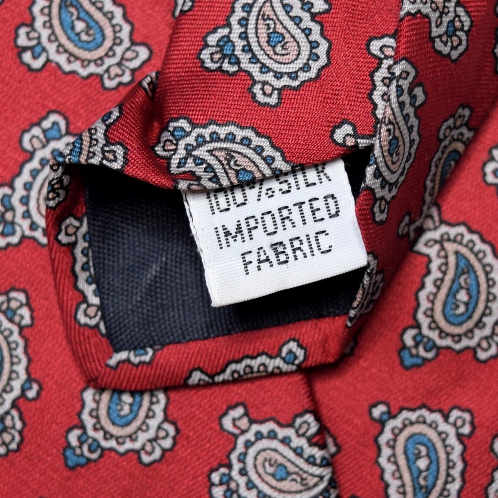 Vintage GANT Red Paisley Woven 100% Silk Preppy Necktie Made In USA 57" x 3.25" - Picture 8 of 9